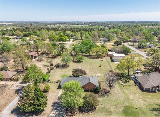 3 Limousin, Shawnee, OK 74804