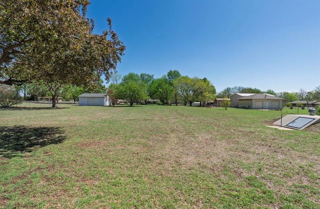 3 Limousin, Shawnee, OK 74804