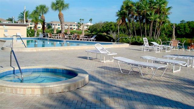 10039 62ND AVENUE N 2, St Petersburg, FL 33708