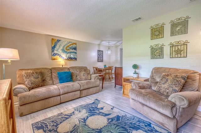 10039 62ND AVENUE N 2, St Petersburg, FL 33708