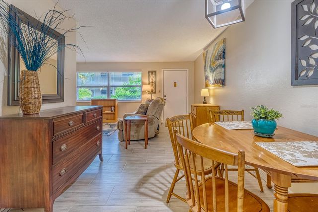 10039 62ND AVENUE N 2, St Petersburg, FL 33708