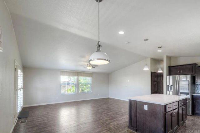 525 W El Norte Parkway 214, Escondido, CA 92026