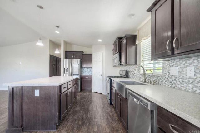 525 W El Norte Parkway 214, Escondido, CA 92026