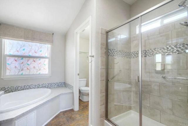 525 W El Norte Parkway 214, Escondido, CA 92026