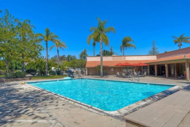 525 W El Norte Parkway 214, Escondido, CA 92026