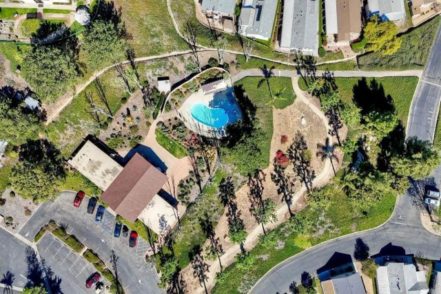 525 W El Norte Parkway 214, Escondido, CA 92026