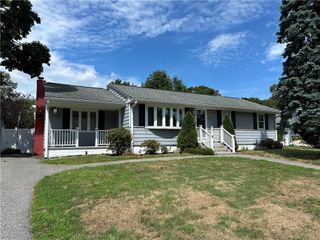 39 Gorham Avenue, Warwick, RI 02886