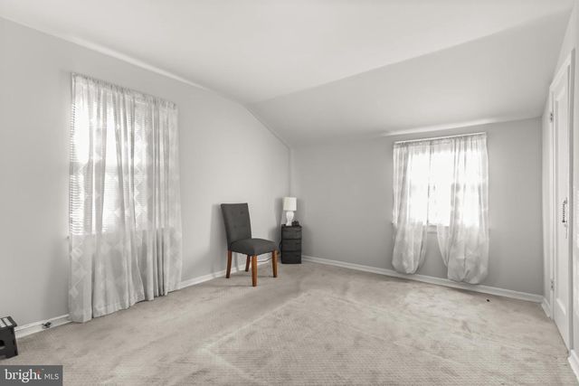 805 50TH PL NE, Washington, DC 20019