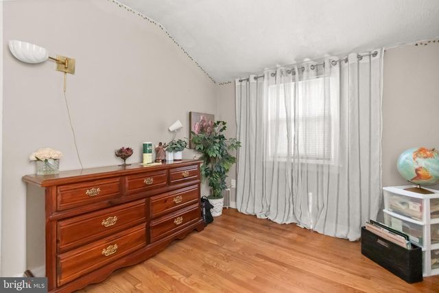 805 50TH PL NE, Washington, DC 20019