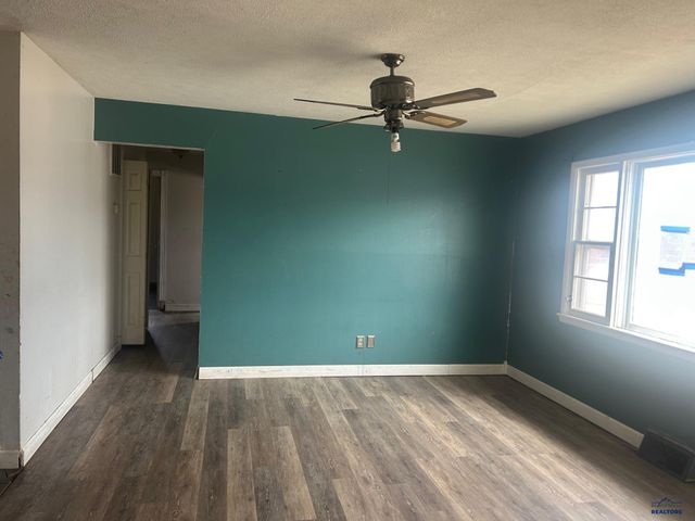 2409 BALSAM AVE, Rapid City, SD 57701