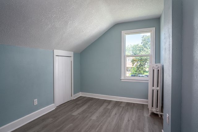 1821 Central Avenue, Bettendorf, IA 52722