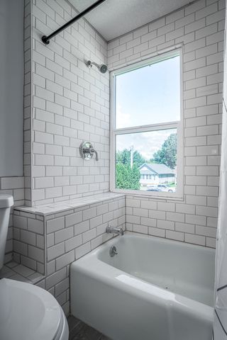 1821 Central Avenue, Bettendorf, IA 52722
