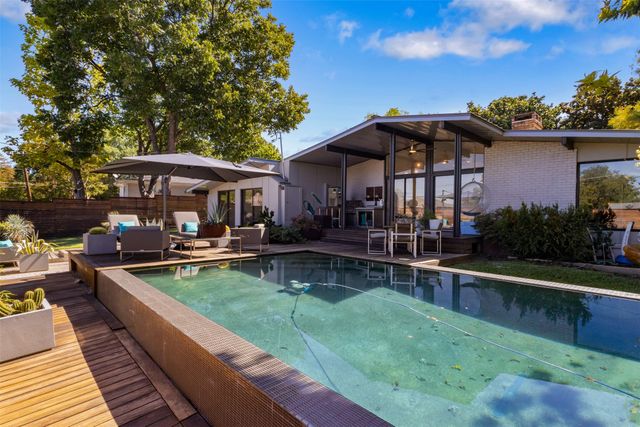 9745 Wisterwood Drive, Dallas, TX 75238