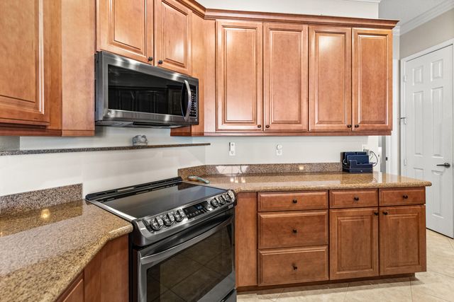 8848 Champions Way, Port St. Lucie, Port St Lucie, FL 34986