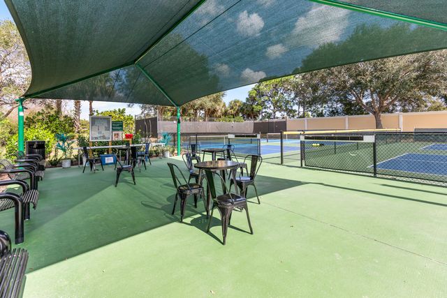 8848 Champions Way, Port St. Lucie, Port St Lucie, FL 34986