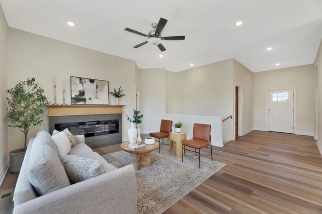 141 E Poplar Cir, Goddard, KS 67052