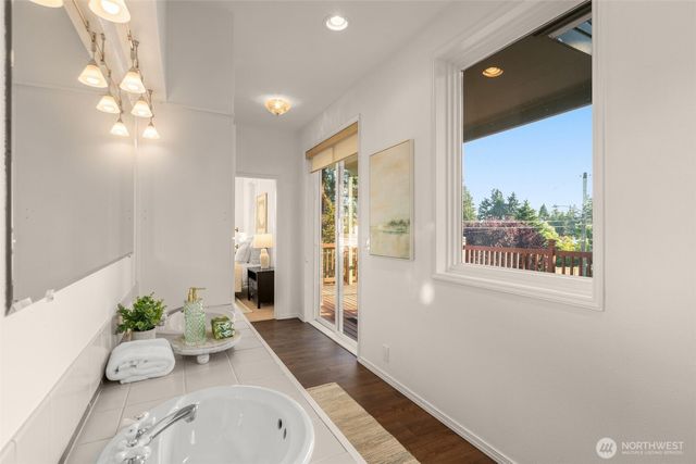 12703 4th Avenue NW, Seattle, WA 98177