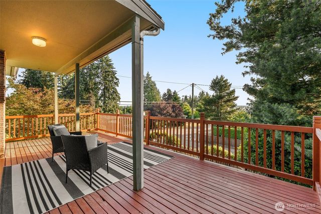 12703 4th Avenue NW, Seattle, WA 98177