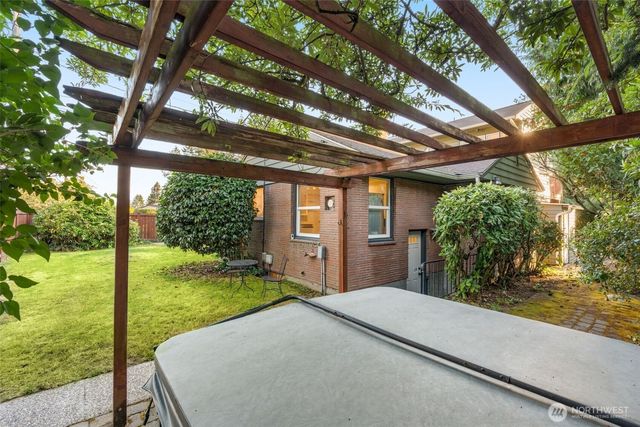12703 4th Avenue NW, Seattle, WA 98177