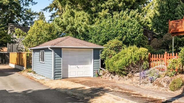 12703 4th Avenue NW, Seattle, WA 98177