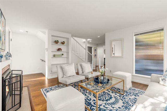 12703 4th Avenue NW, Seattle, WA 98177