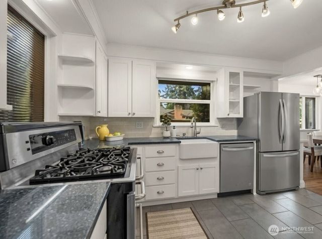 12703 4th Avenue NW, Seattle, WA 98177
