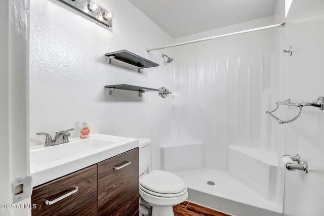 5601 W CAROL Avenue, Glendale, AZ 85302