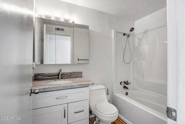 5601 W CAROL Avenue, Glendale, AZ 85302