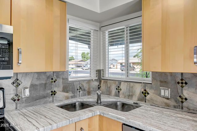 5601 W CAROL Avenue, Glendale, AZ 85302