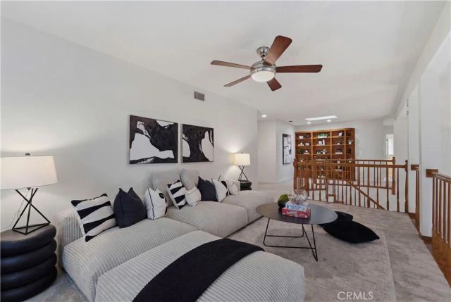 5620 Middle Crest, Agoura Hills, CA 91301