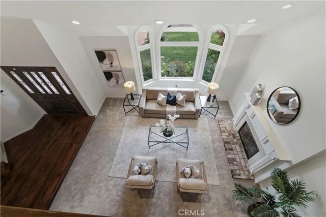 5620 Middle Crest, Agoura Hills, CA 91301