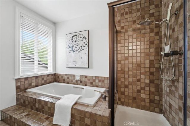 5620 Middle Crest, Agoura Hills, CA 91301