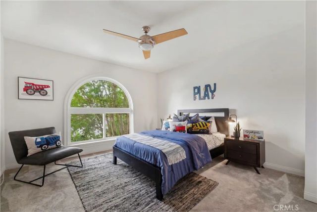 5620 Middle Crest, Agoura Hills, CA 91301