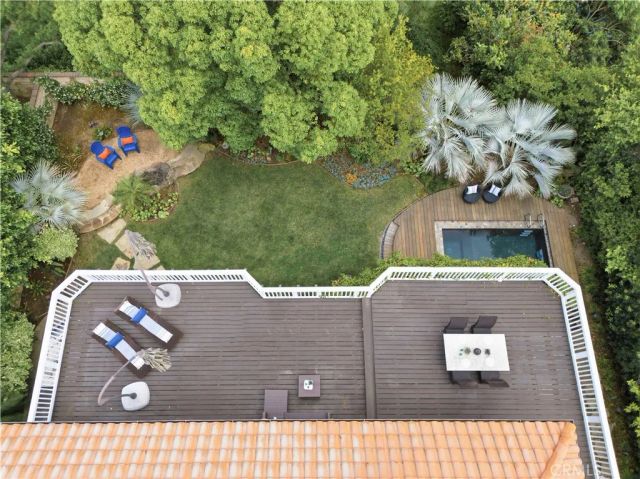 5620 Middle Crest, Agoura Hills, CA 91301