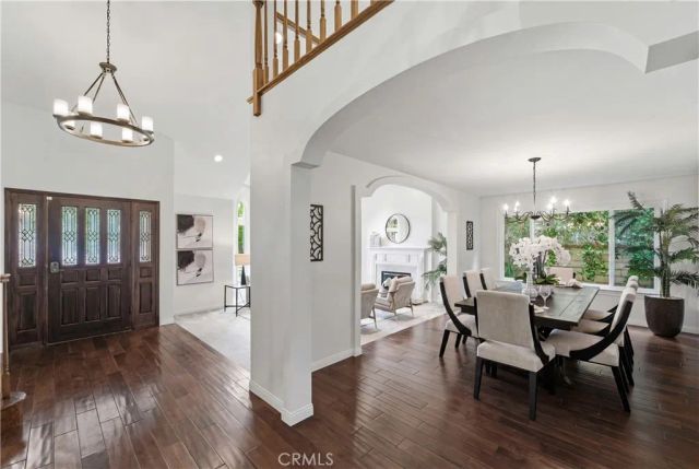 5620 Middle Crest, Agoura Hills, CA 91301