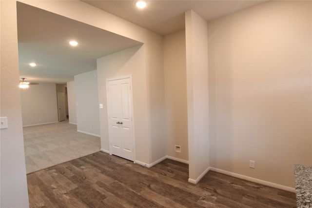 24010 Farmstead Drive, Hockley, TX 77447