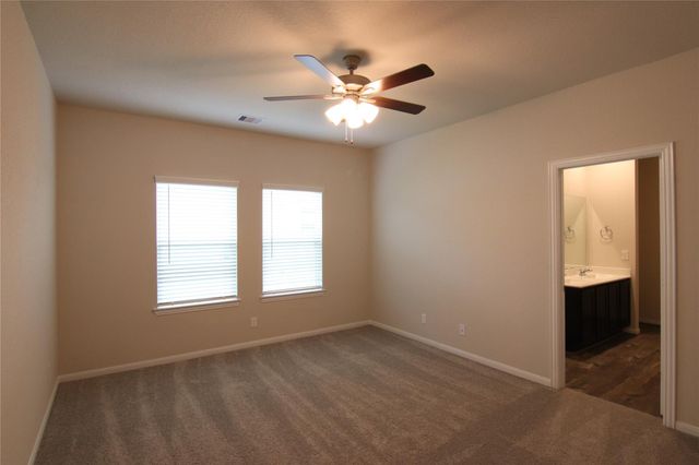 24010 Farmstead Drive, Hockley, TX 77447