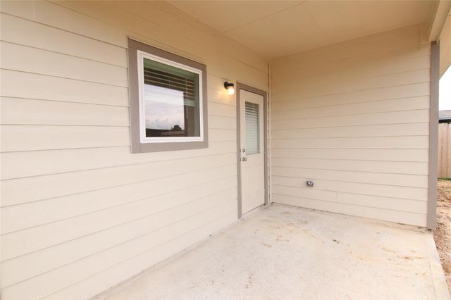 24010 Farmstead Drive, Hockley, TX 77447