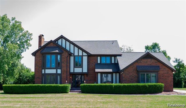 6651 Arlington Drive, West Bloomfield Charter Township, MI 48322