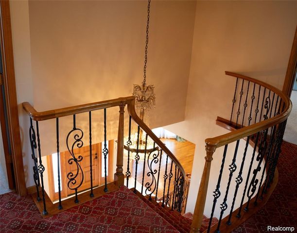 6651 Arlington Drive, West Bloomfield Charter Township, MI 48322