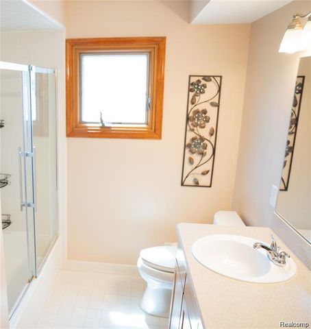 6651 Arlington Drive, West Bloomfield Charter Township, MI 48322