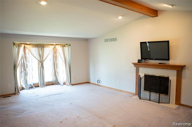 6651 Arlington Drive, West Bloomfield Charter Township, MI 48322