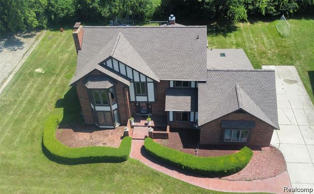 6651 Arlington Drive, West Bloomfield Charter Township, MI 48322
