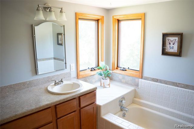 6651 Arlington Drive, West Bloomfield Charter Township, MI 48322
