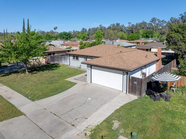 1673 Sacramento Dr, Merced, CA 95348