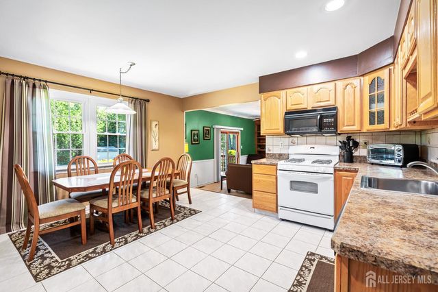 5 Camelot Drive, East Brunswick, NJ 08816