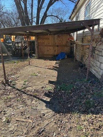 4701 NE 45th Terrace, Kansas City, MO 64117