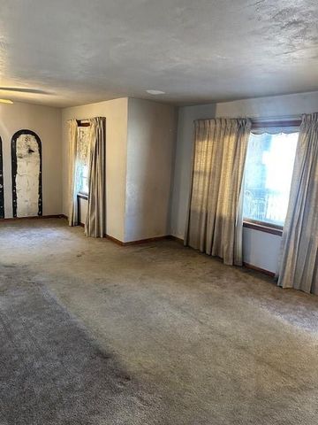 4701 NE 45th Terrace, Kansas City, MO 64117