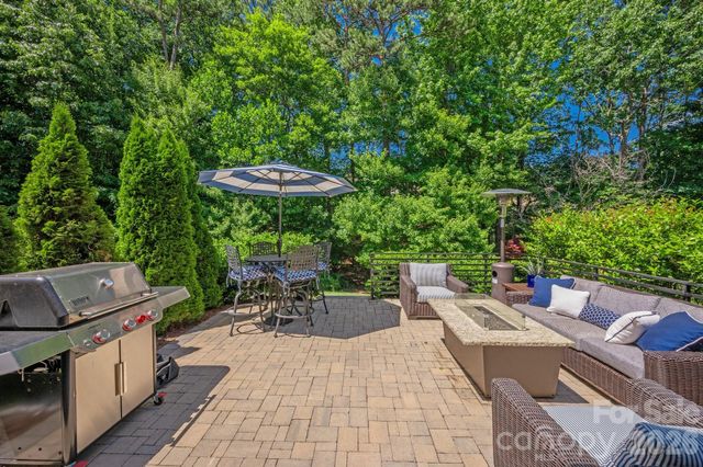 1265 Hamburg Court, Waxhaw, NC 28173