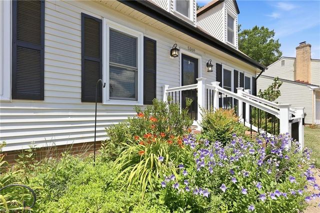 5369 Bagpipers LN, Virginia Beach, VA 23464